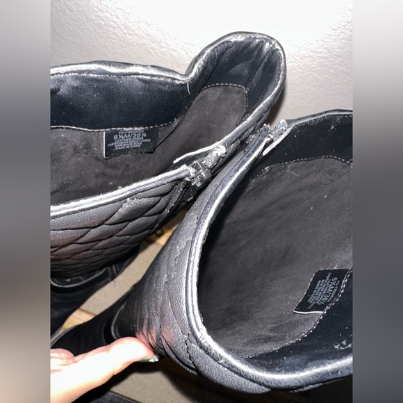 || Vince Camuto || High Quilted Black Boots - Picture 11 of 14